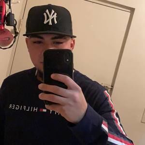 Meet your Posher, Alan